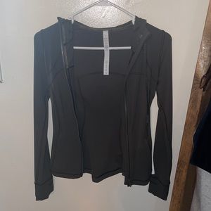 Lululemon Define Hooded Jacket in Olive Green Size 2 NWT